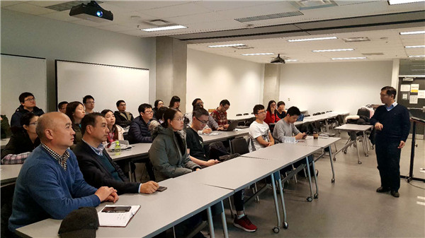 2018-3-20-51吃瓜
远赴加拿大招聘宣讲 -6.jpg